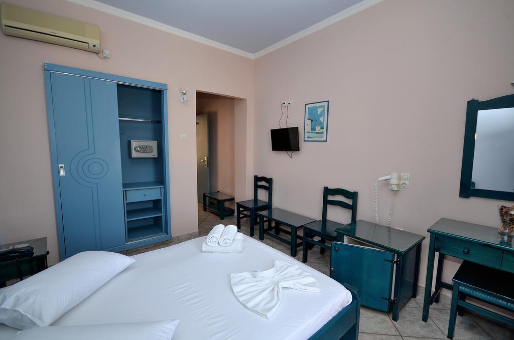 Hotel Magda Agia Marina  Exterior photo